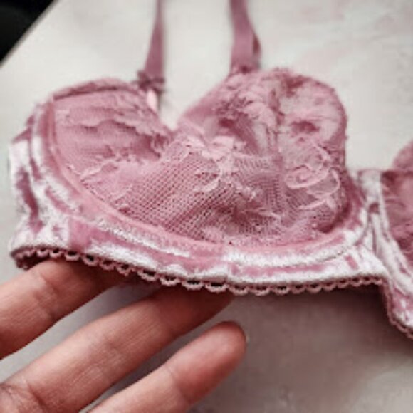 VICTORIA'S SECRET Dream Angels Lace Velvet Push Up Bra Pink 34D Y2K soft girl - Picture 5 of 9